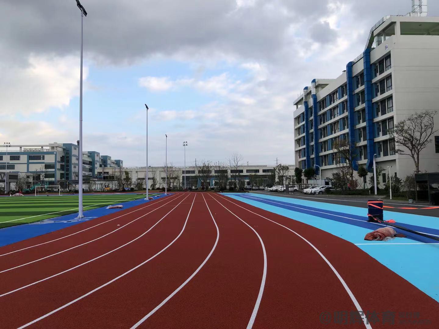 山南透气型塑胶跑道的价格是多少
